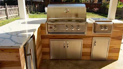 Outdoor Kitchen As Seen on DIY Network