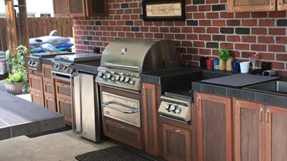 Southern Comfort Style Outdoor Kitchen