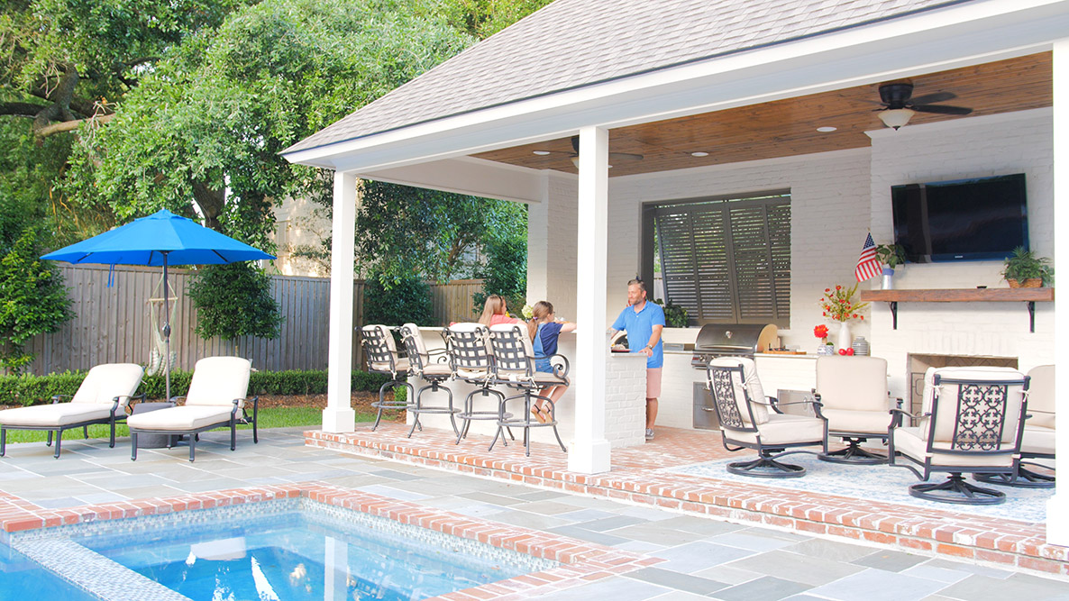 Patriotic Poolside Outdoor Kitchen